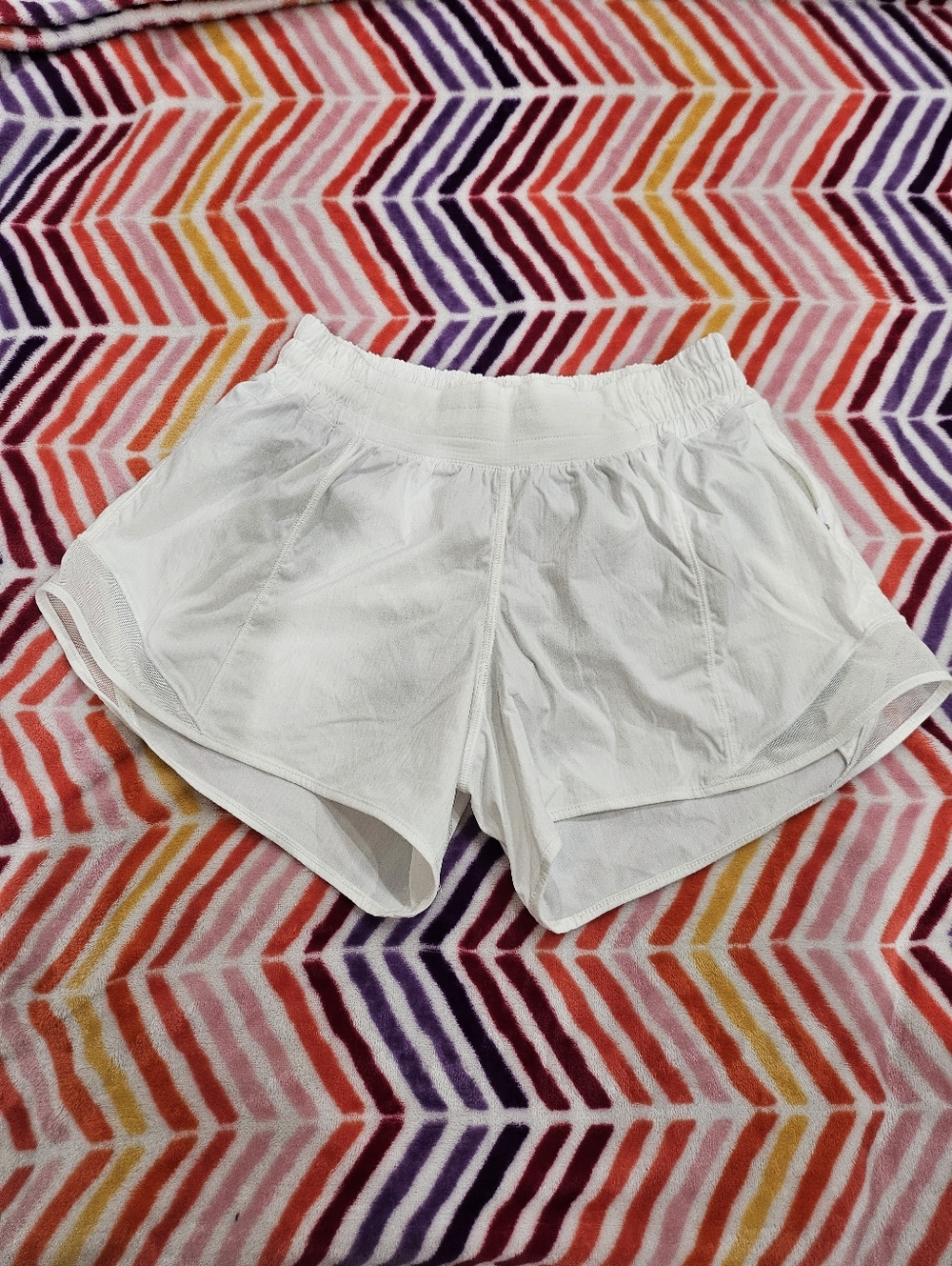 Lululemon Hotty Hot Short Size 4